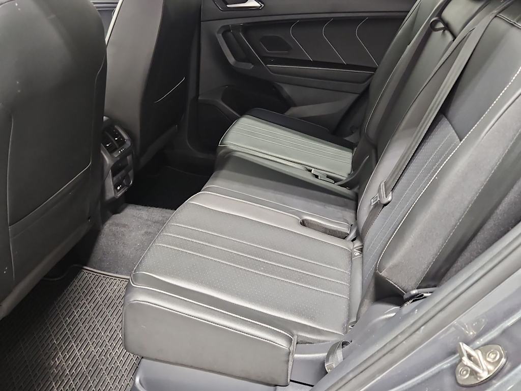 Thumbnail: 2022 Volkswagen Tiguan - 13