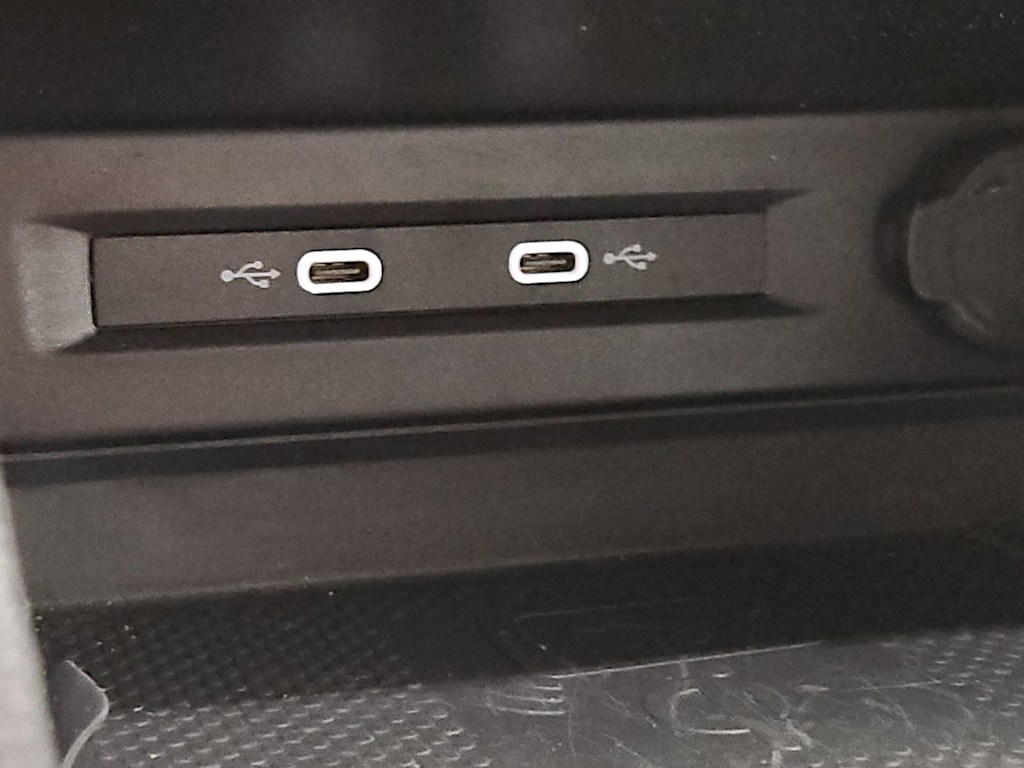 Thumbnail: 2022 Volkswagen Tiguan - 33