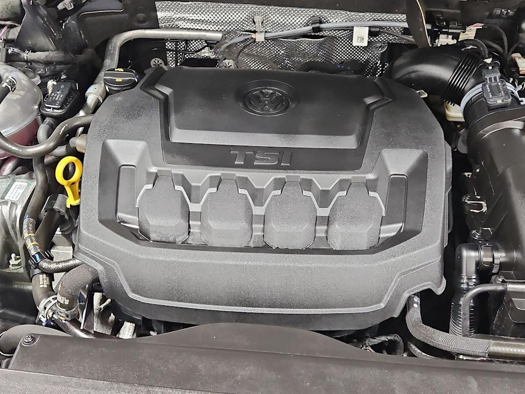 Thumbnail: 2022 Volkswagen Tiguan - 9