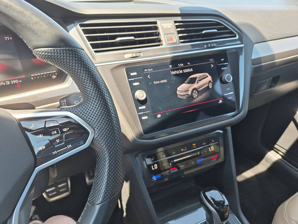 Thumbnail: 2023 Volkswagen Tiguan - 34