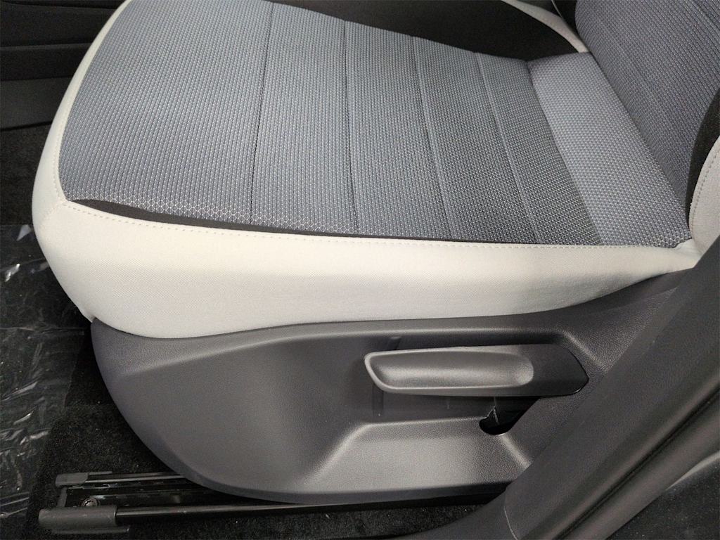 Thumbnail: 2025 Volkswagen Taos - 26