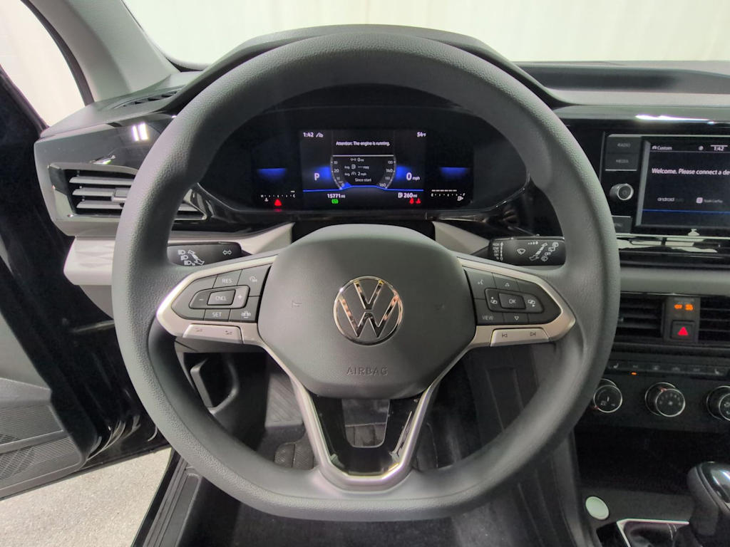Thumbnail: 2022 Volkswagen Taos - 14