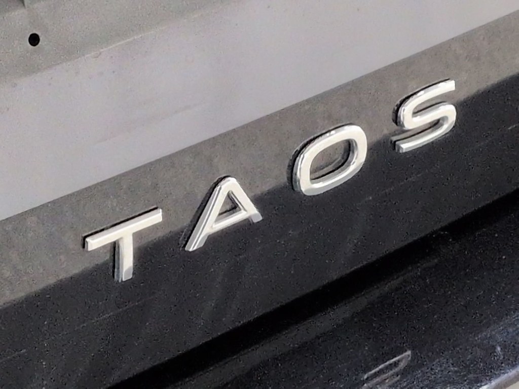 Thumbnail: 2022 Volkswagen Taos - 26