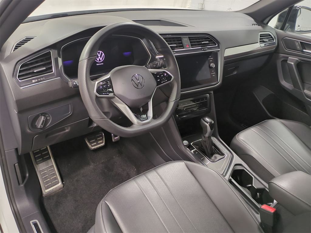 Thumbnail: 2023 Volkswagen Tiguan - 2