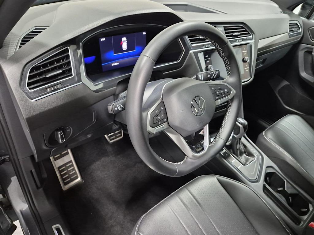 Thumbnail: 2023 Volkswagen Tiguan - 2