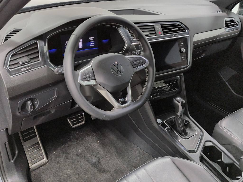 Thumbnail: 2023 Volkswagen Tiguan - 2