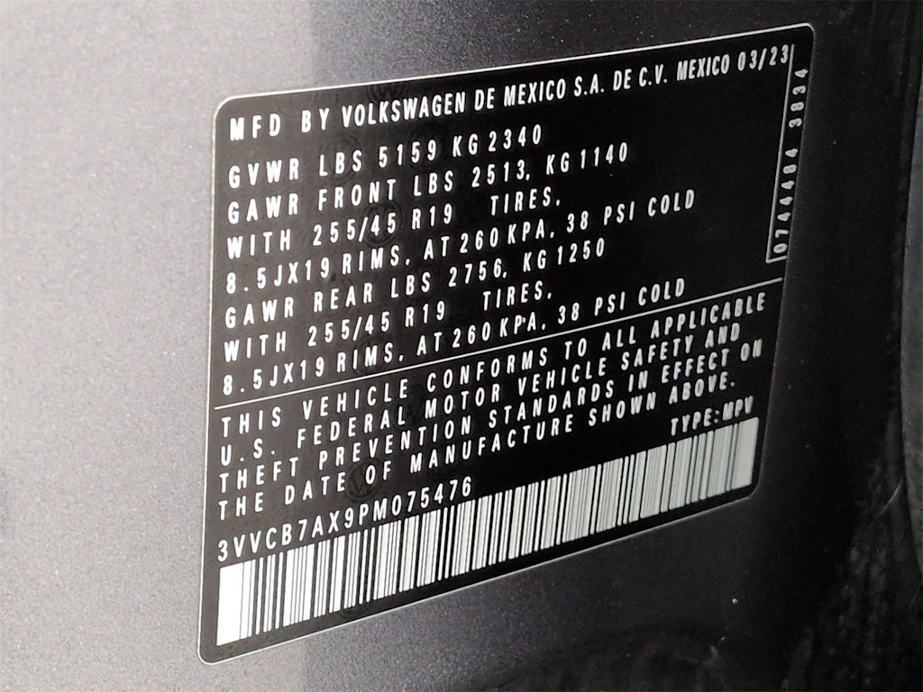 Thumbnail: 2023 Volkswagen Tiguan - 16