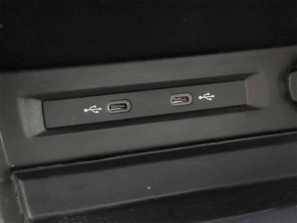 Thumbnail: 2023 Volkswagen Tiguan - 29