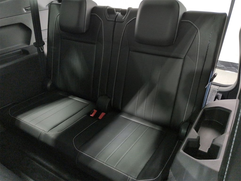 Thumbnail: 2023 Volkswagen Tiguan - 30