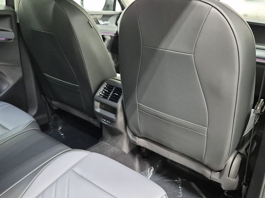 Thumbnail: 2026 Volkswagen Tiguan - 13