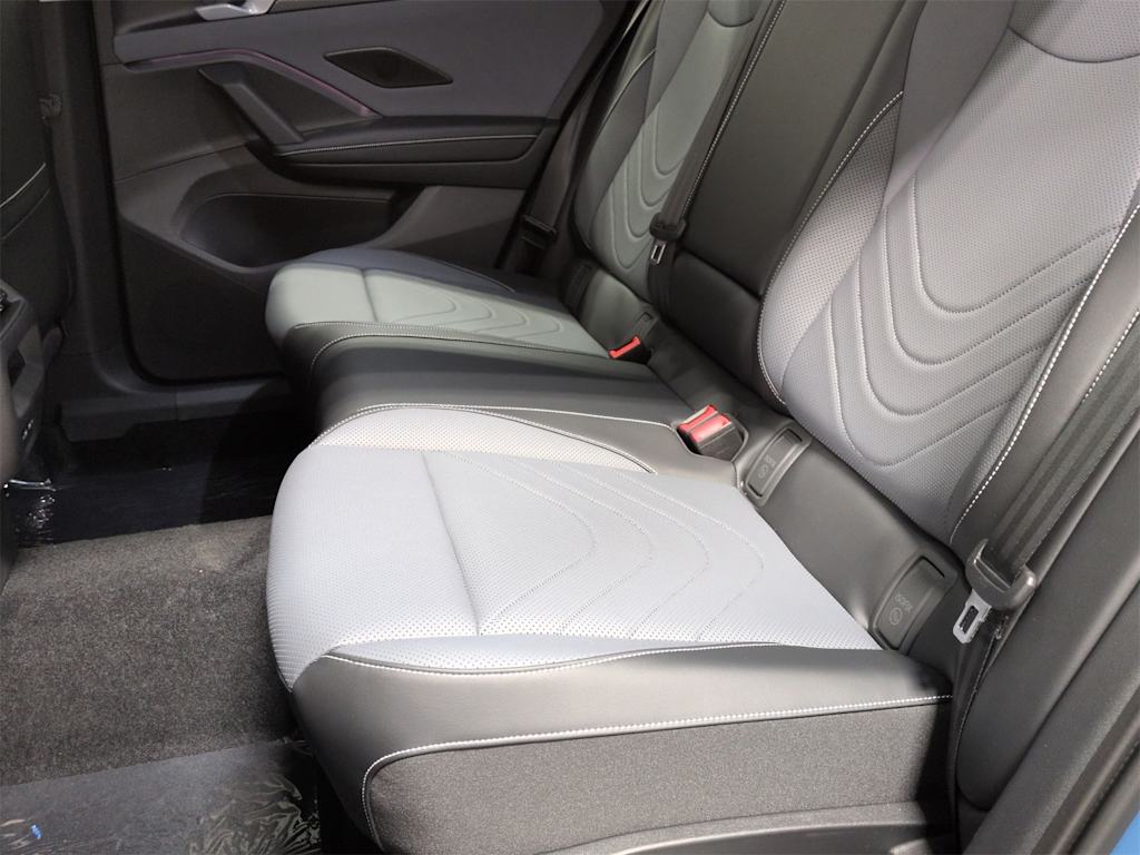 Thumbnail: 2026 Volkswagen Tiguan - 13