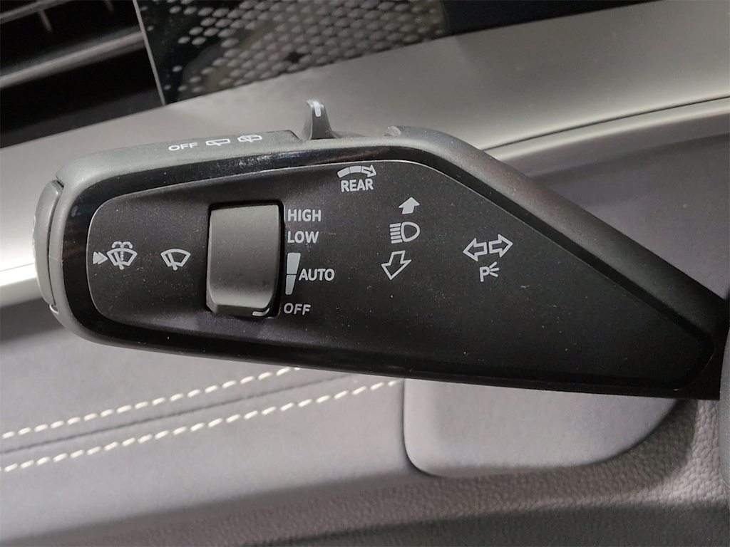 Thumbnail: 2026 Volkswagen Tiguan - 32