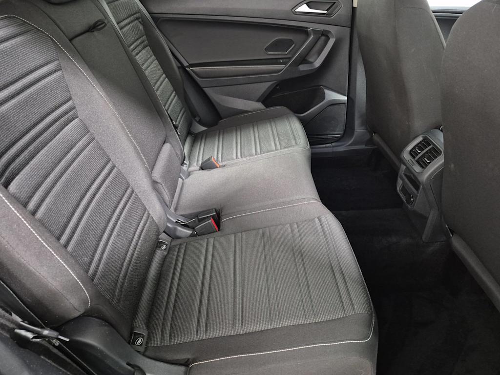 Thumbnail: 2023 Volkswagen Tiguan - 27