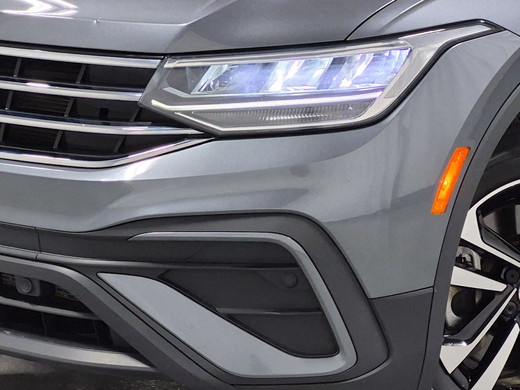 Thumbnail: 2023 Volkswagen Tiguan - 24