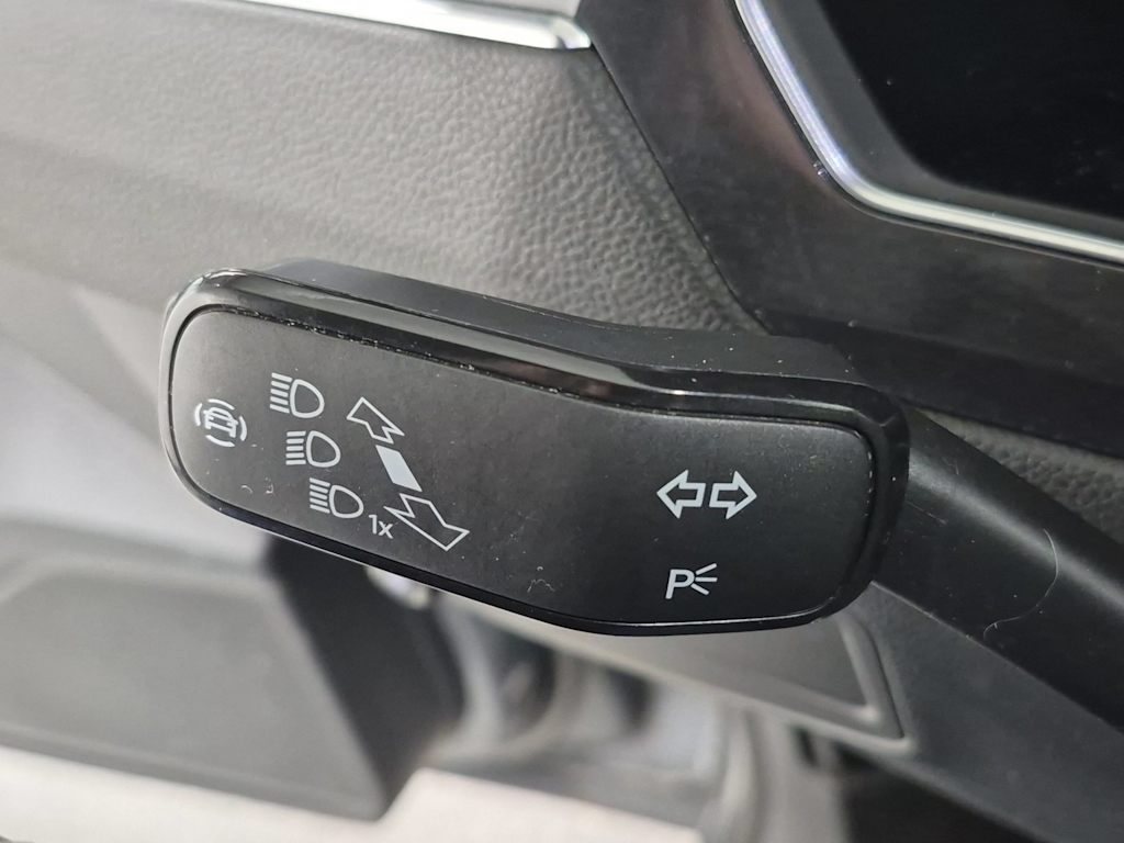Thumbnail: 2023 Volkswagen Tiguan - 31