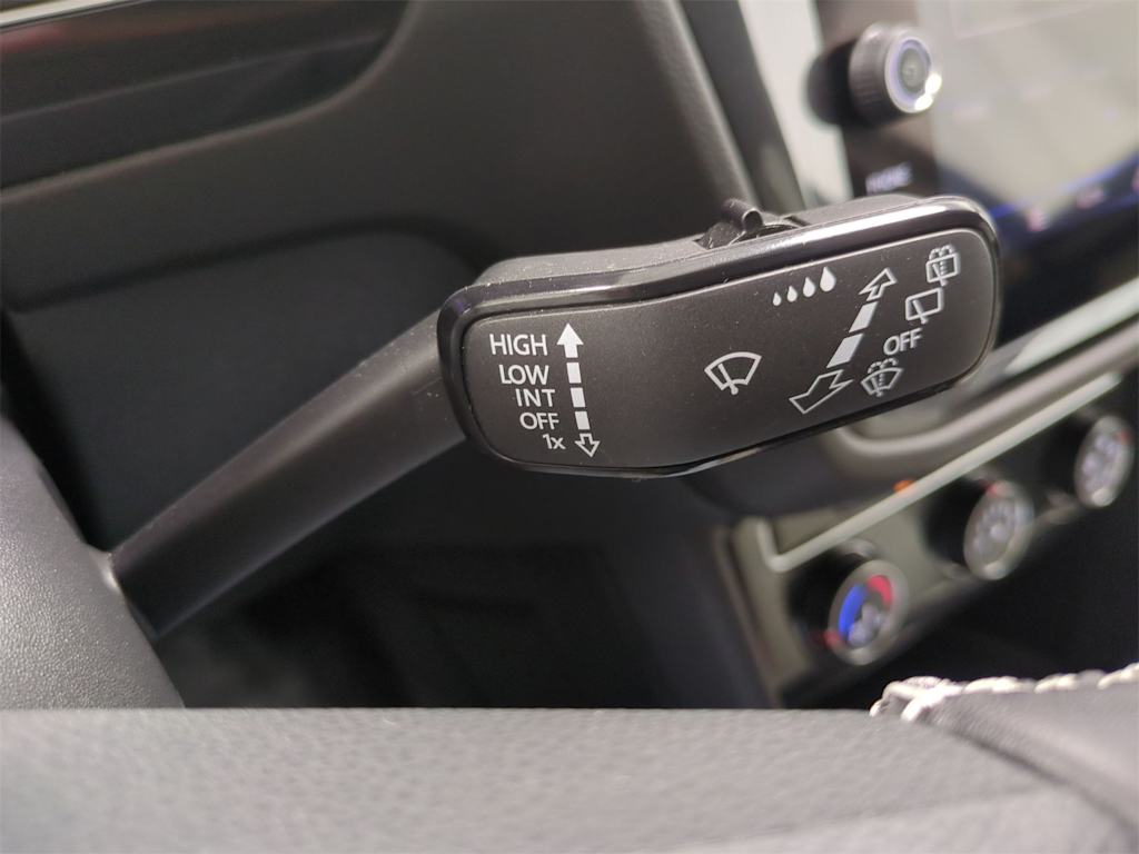 Thumbnail: 2024 Volkswagen Tiguan - 32