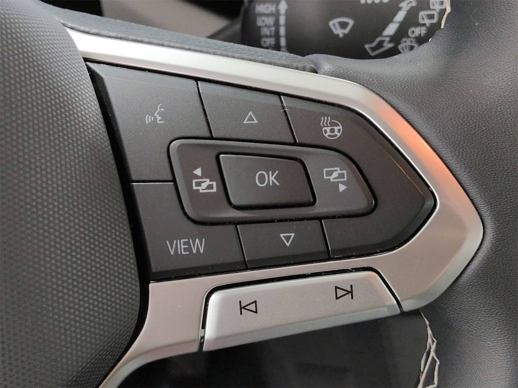 Thumbnail: 2023 Volkswagen Taos - 31