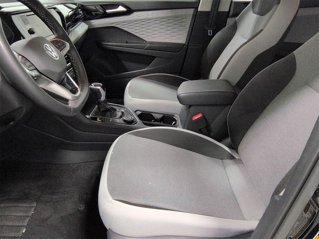 Thumbnail: 2023 Volkswagen Taos - 11