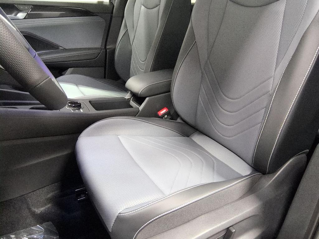 Thumbnail: 2026 Volkswagen Tiguan - 10