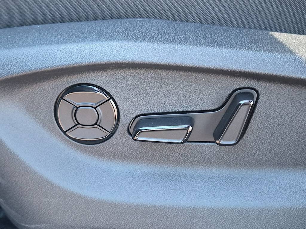 Thumbnail: 2026 Volkswagen Tiguan - 25
