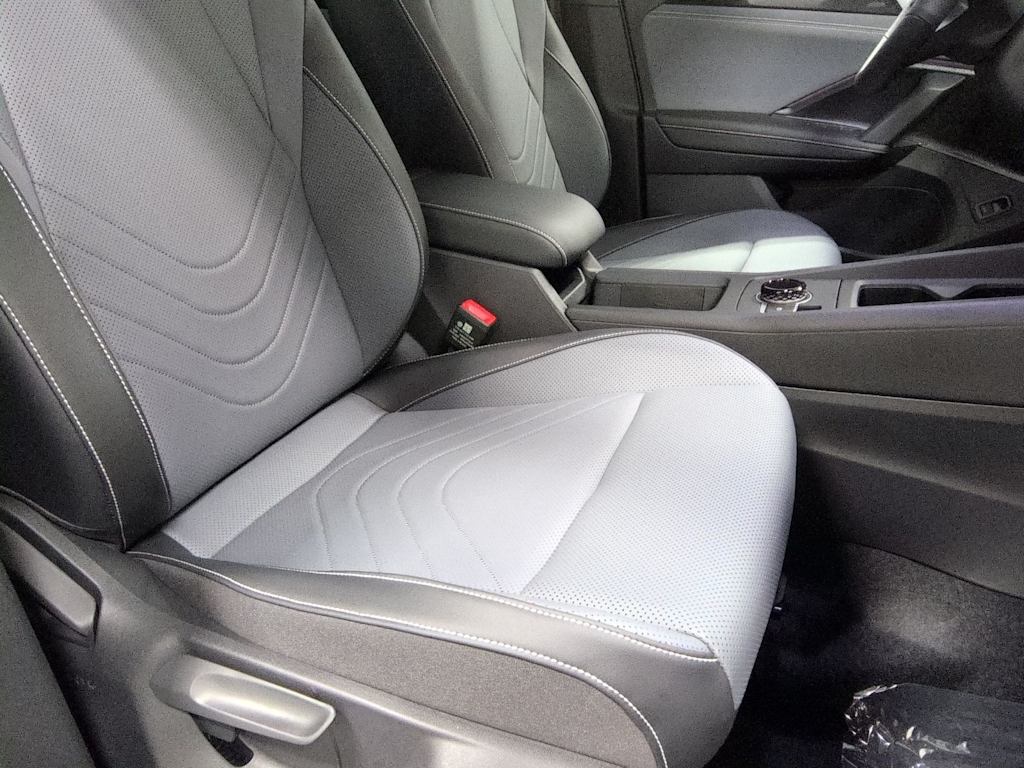 Thumbnail: 2026 Volkswagen Tiguan - 30