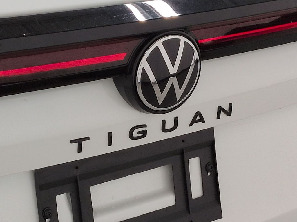Thumbnail: 2026 Volkswagen Tiguan - 7