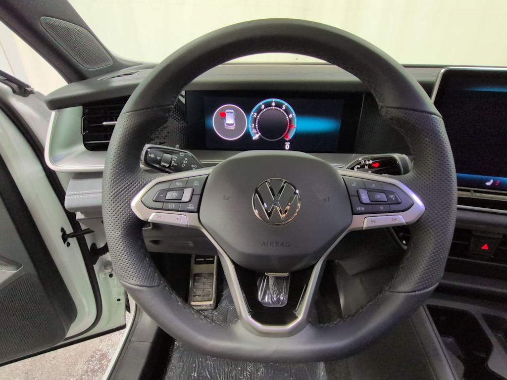 Thumbnail: 2026 Volkswagen Tiguan - 14