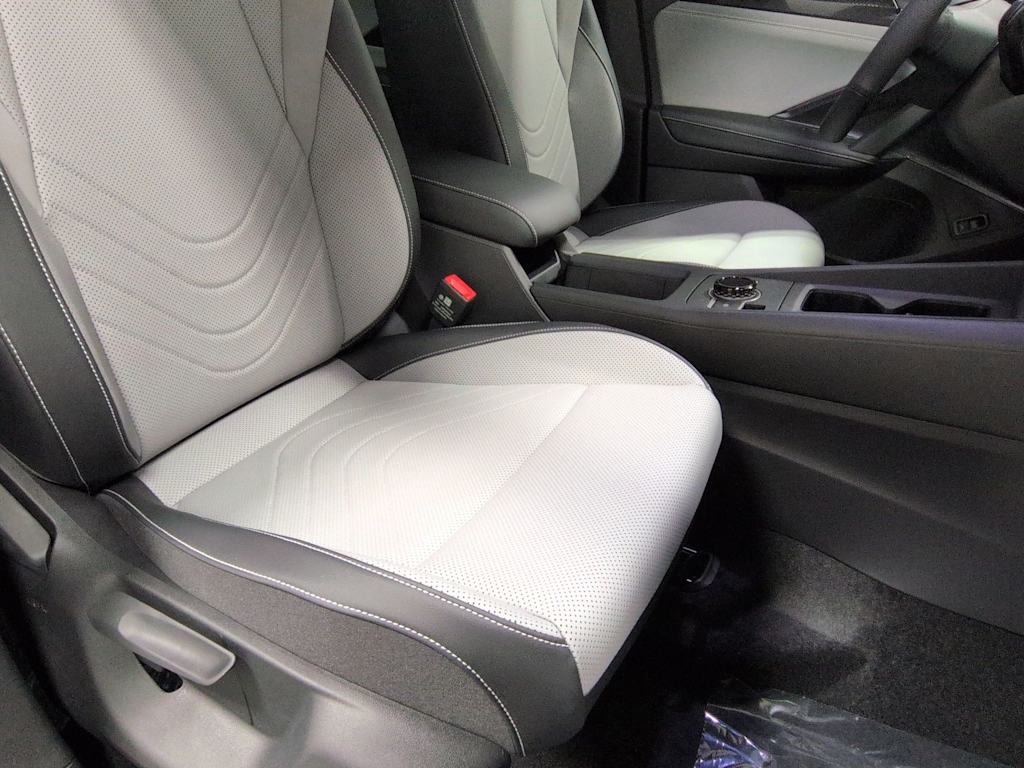 Thumbnail: 2026 Volkswagen Tiguan - 30