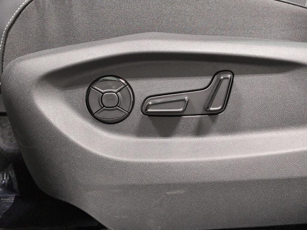 Thumbnail: 2026 Volkswagen Tiguan - 26