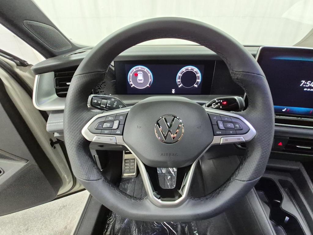 Thumbnail: 2026 Volkswagen Tiguan - 14
