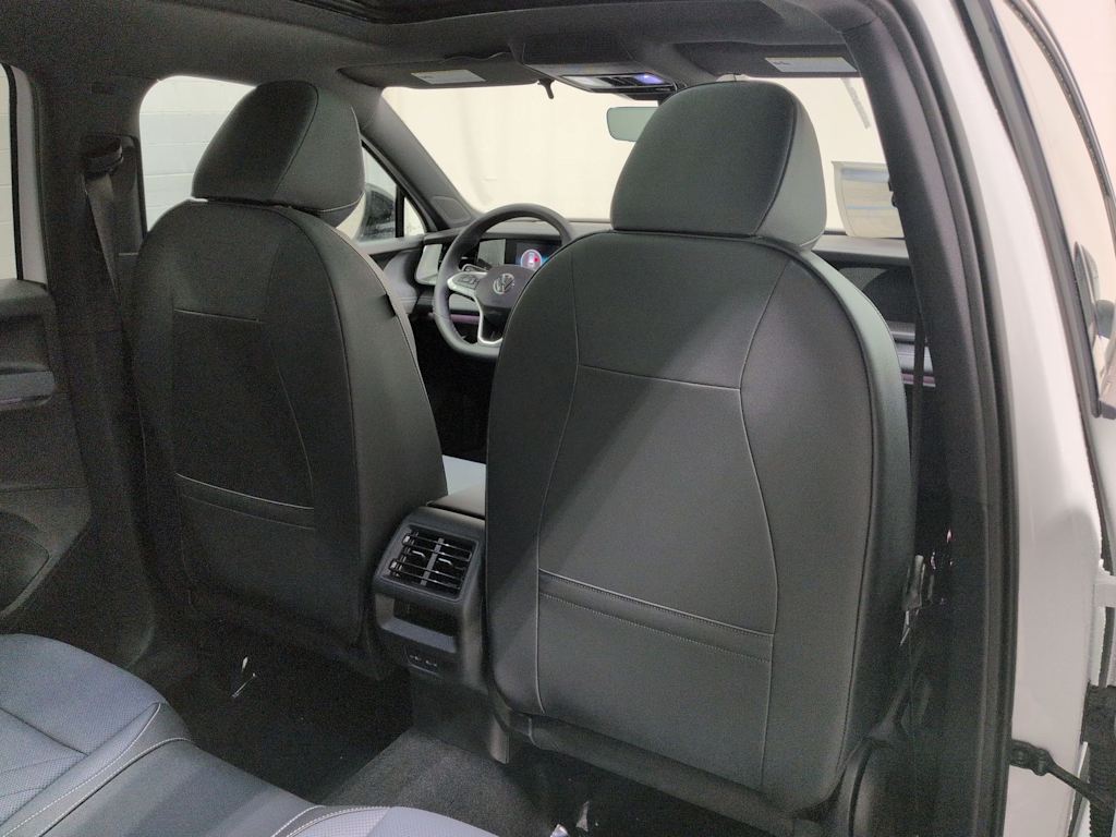 Thumbnail: 2026 Volkswagen Tiguan - 13