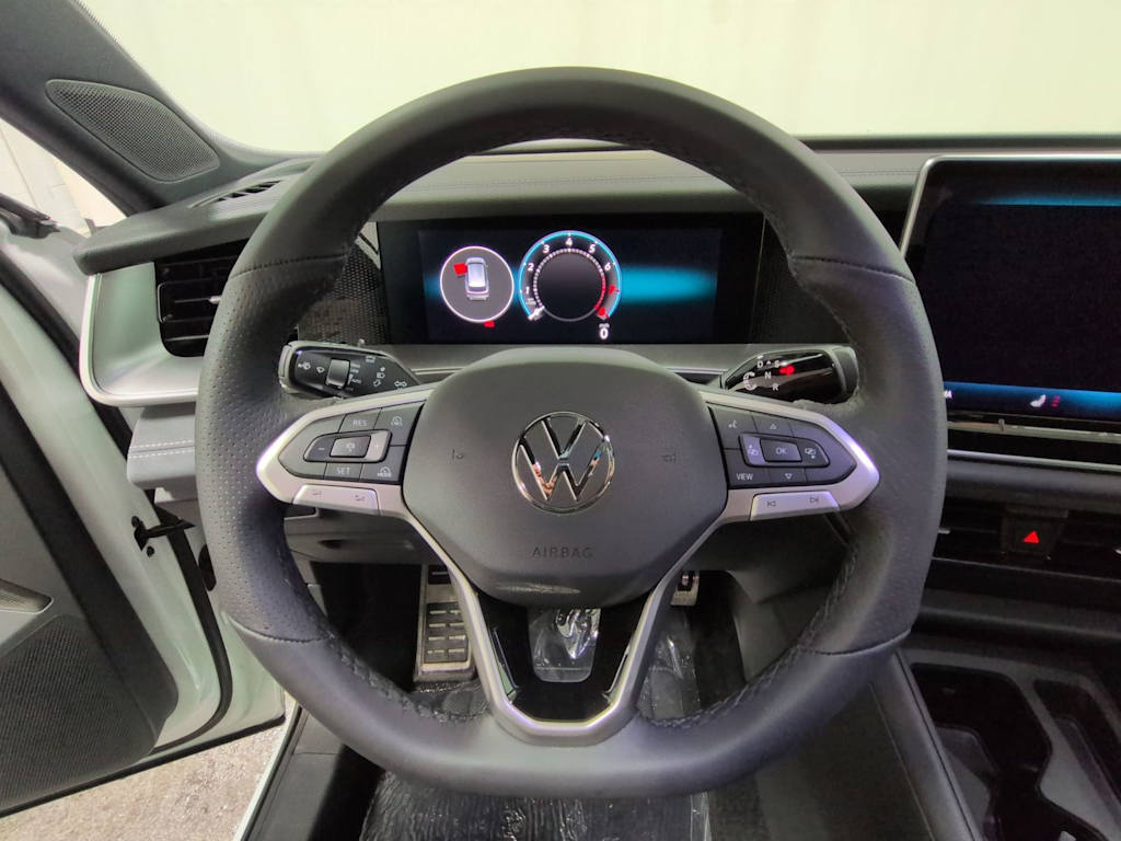 Thumbnail: 2026 Volkswagen Tiguan - 14