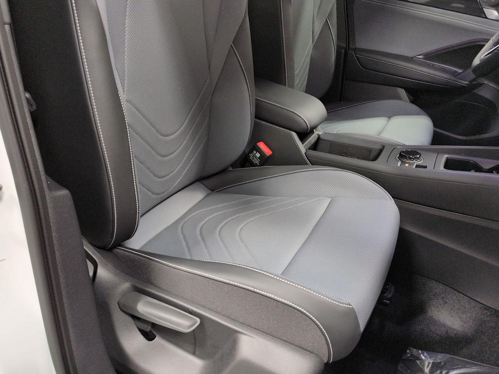 Thumbnail: 2026 Volkswagen Tiguan - 12