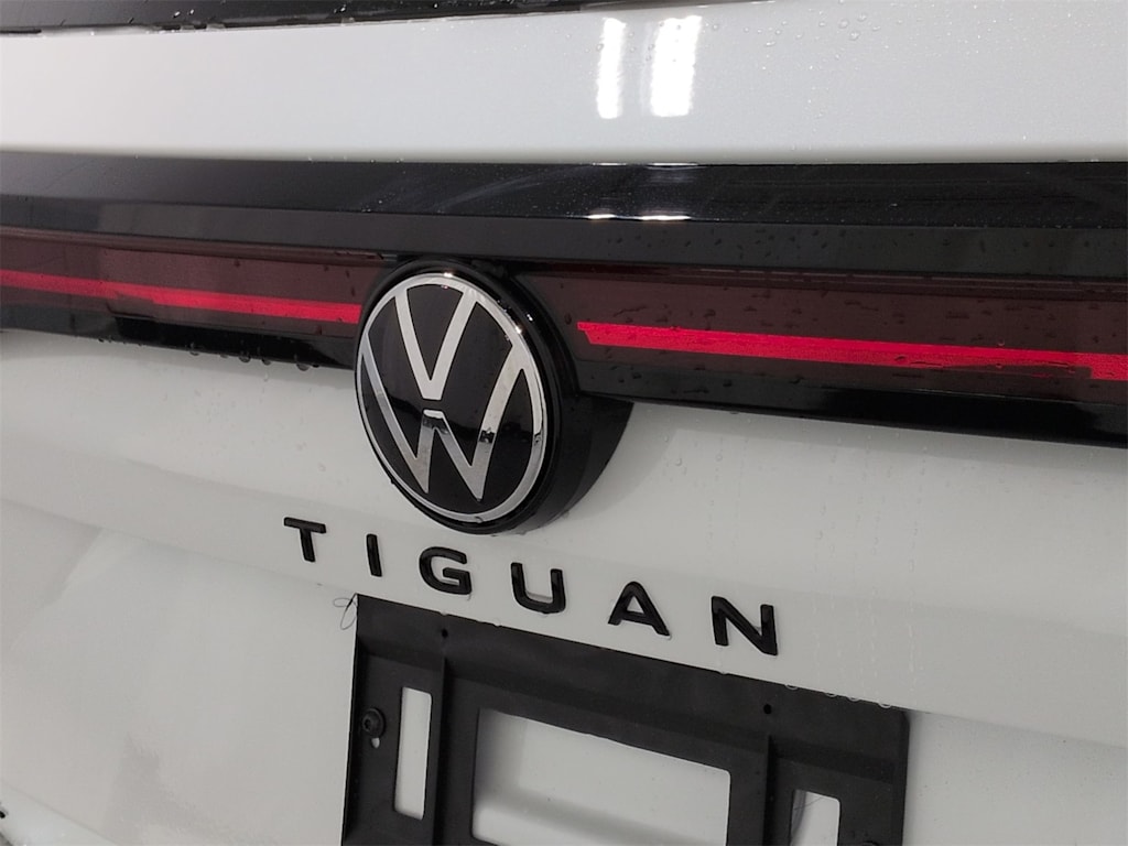 Thumbnail: 2026 Volkswagen Tiguan - 7