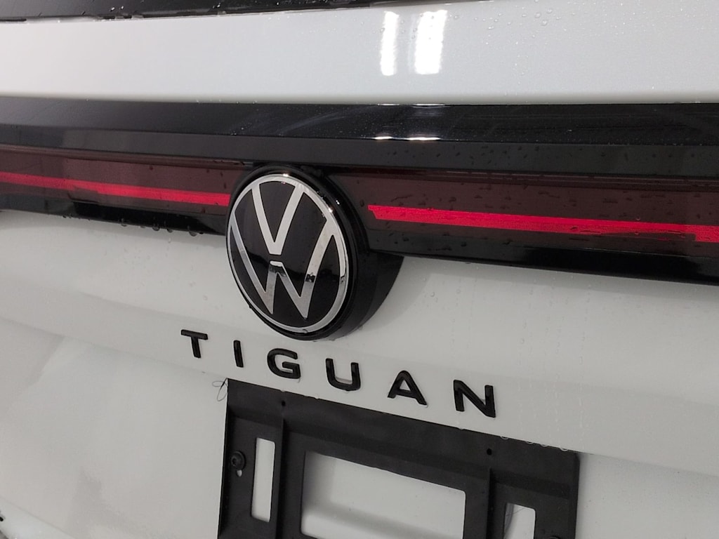 Thumbnail: 2026 Volkswagen Tiguan - 7