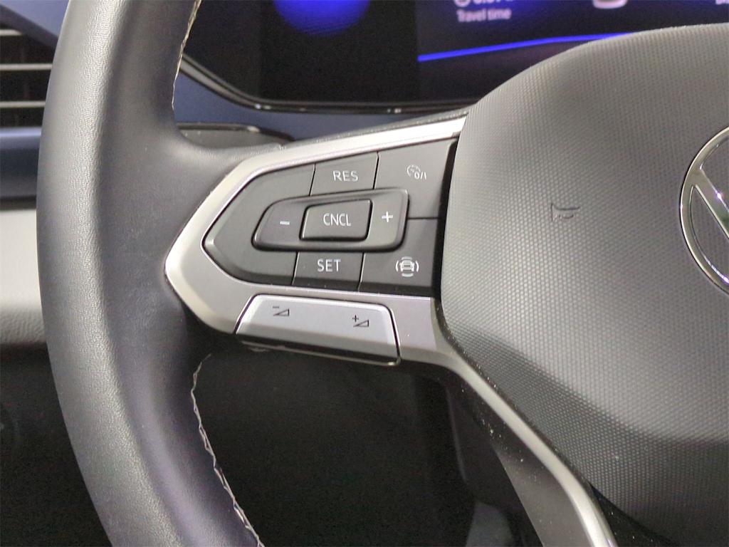 Thumbnail: 2022 Volkswagen Taos - 32