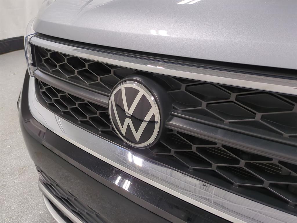 Thumbnail: 2022 Volkswagen Taos - 7