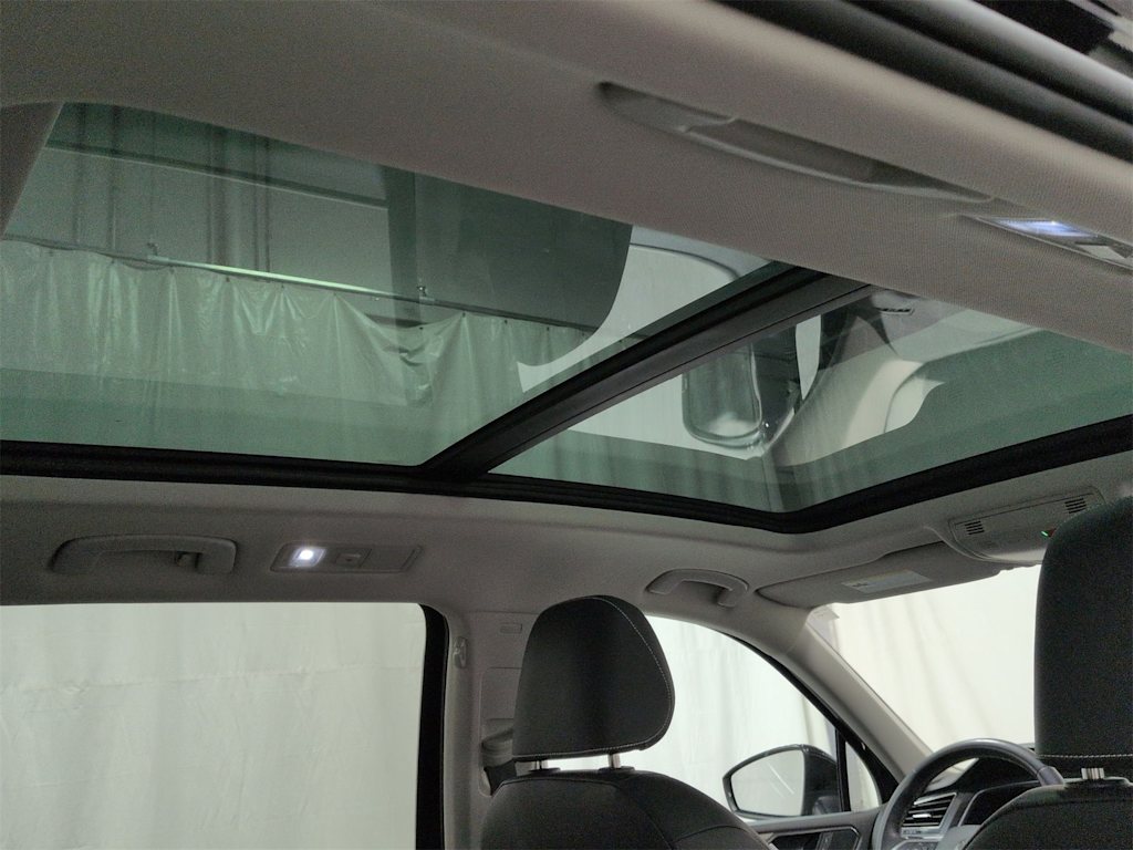 Thumbnail: 2023 Volkswagen Tiguan - 31