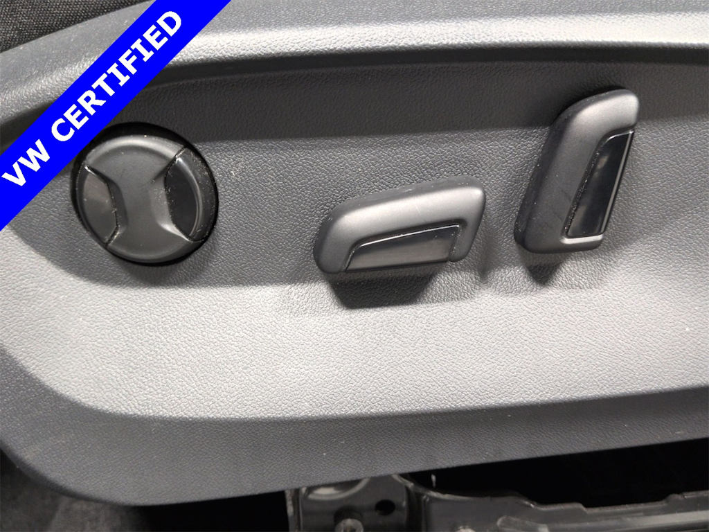 Thumbnail: 2023 Volkswagen Tiguan - 27