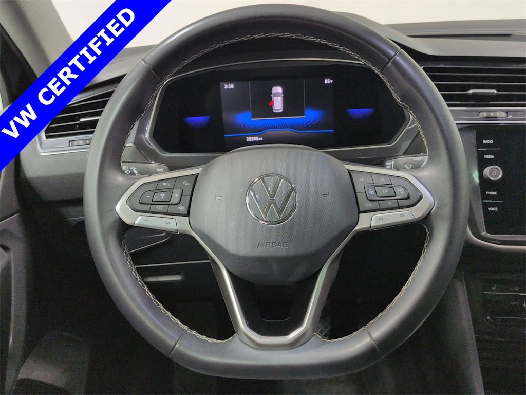 Thumbnail: 2023 Volkswagen Tiguan - 13