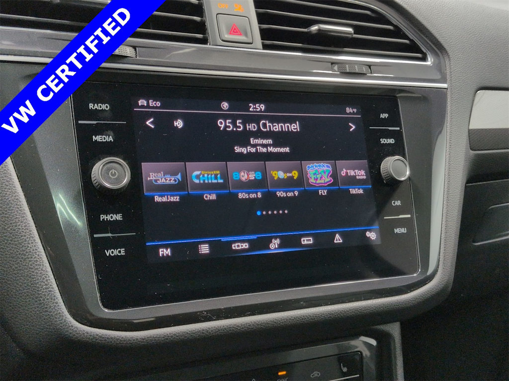 Thumbnail: 2023 Volkswagen Tiguan - 14