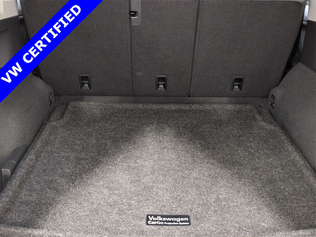 Thumbnail: 2023 Volkswagen Tiguan - 17