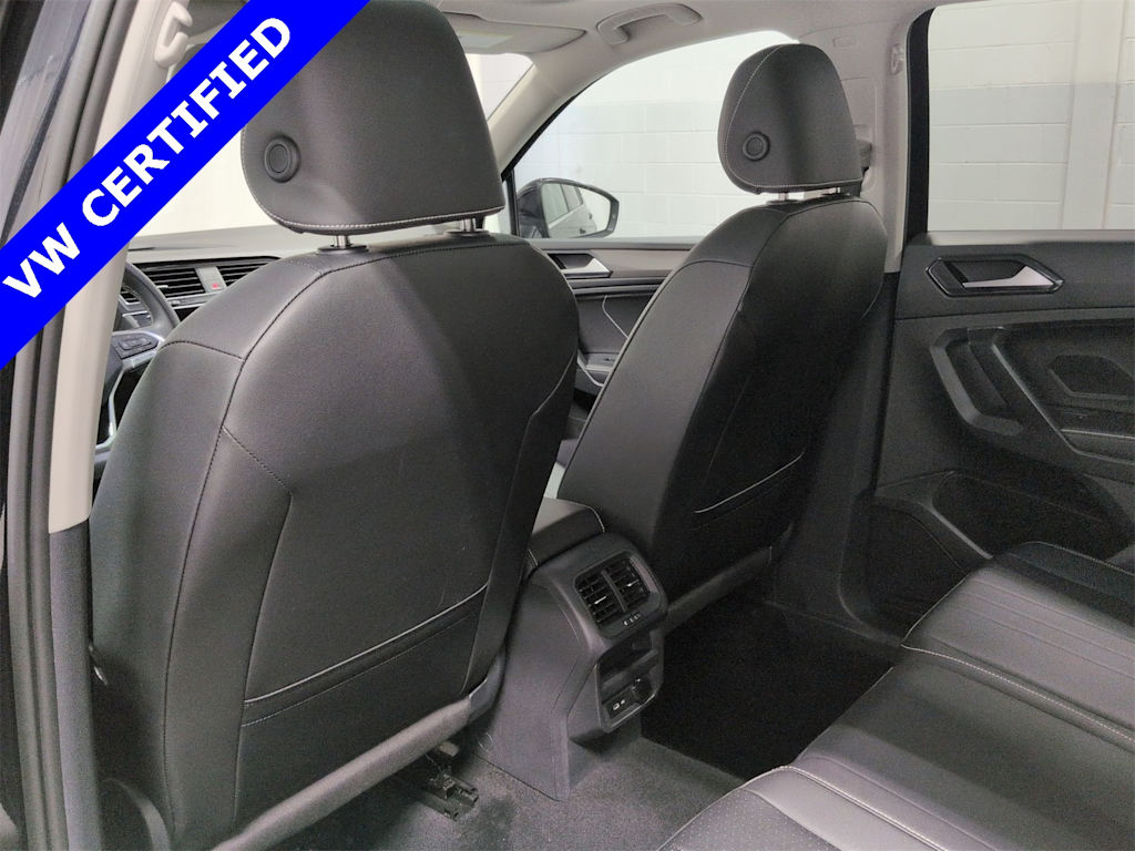 Thumbnail: 2023 Volkswagen Tiguan - 12