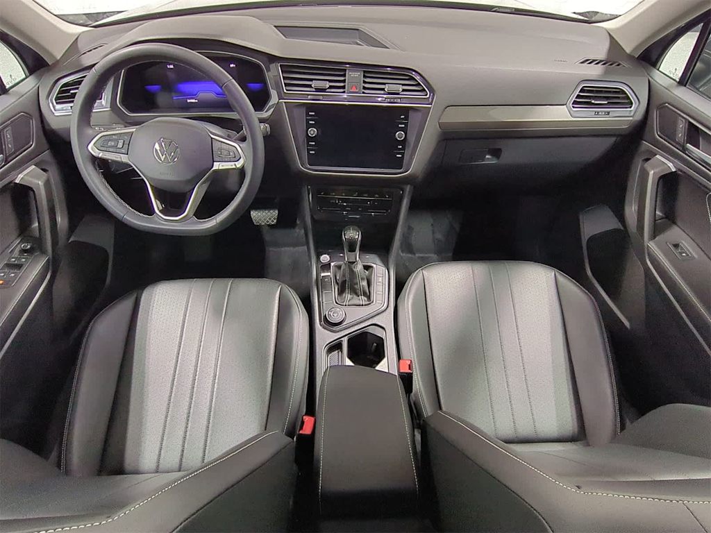 Thumbnail: 2024 Volkswagen Tiguan - 9