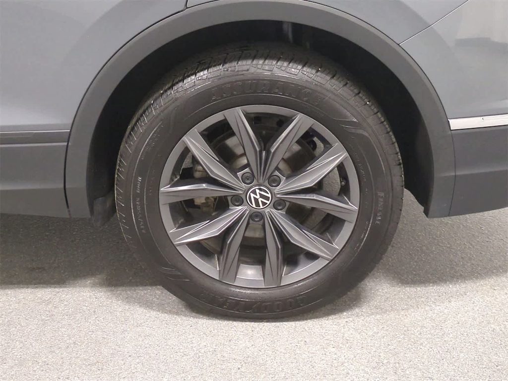 Thumbnail: 2024 Volkswagen Tiguan - 7