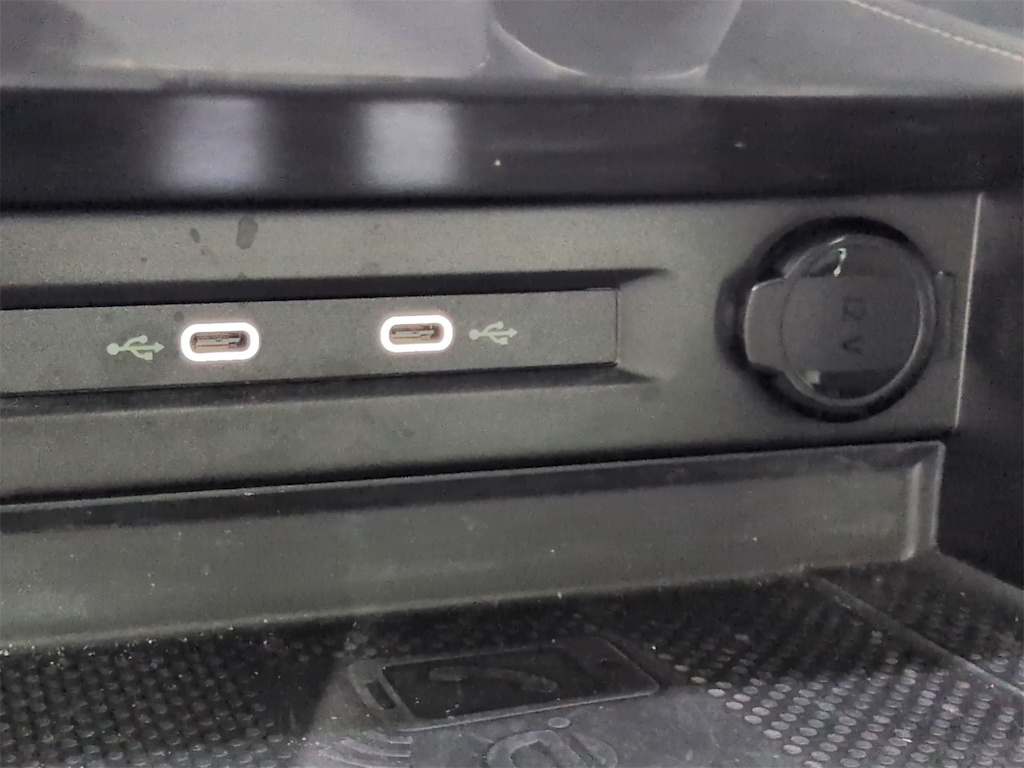 Thumbnail: 2023 Volkswagen Tiguan - 38