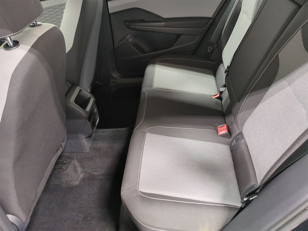 2022 Volkswagen Taos S 28
