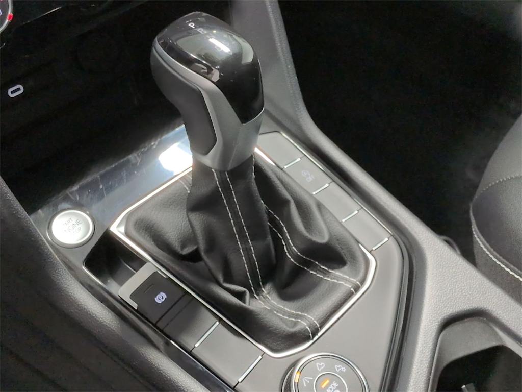 Thumbnail: 2023 Volkswagen Taos - 16