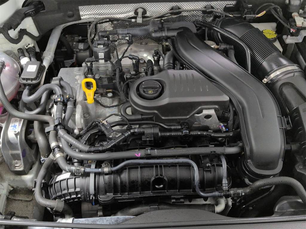 Thumbnail: 2023 Volkswagen Taos - 9