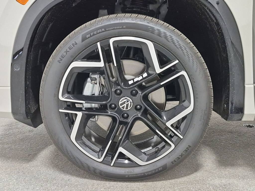 Thumbnail: 2026 Volkswagen Tiguan - 8